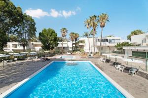 Swimmingpoolen hos eller tæt på Casa Noa