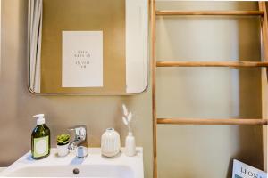 Fotografie z fotogalerie ubytování Morcote Limone Suite mit traumhafter Seesicht v destinaci Morcote + 11 fotografií