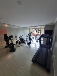 Fitnesscentret og/eller fitnessfaciliteterne på Edificio Duble Santiago del Estero - alquiler minimo 15 dias