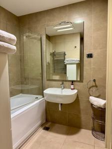 Ảnh trong thư viện ảnh của Suite 419 TQ Plaza ở Budva