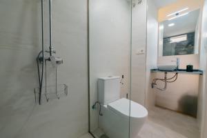 Koupelna v ubytování TrendyHomes Realejo IV + 7 fotografií