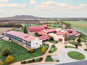 Nespecifikovaný výhled na hory nebo výhled na hory při pohledu z hotelu