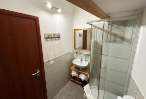 Koupelna v ubytování B&B Alla Casa di Lucia