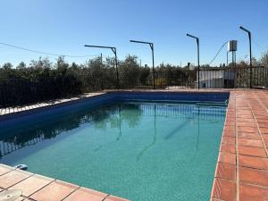 Πισίνα στο ή κοντά στο Casa rural Los Girasoles