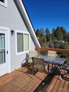 Gallery image of Mountain Vistas Cabin in Cripple Creek