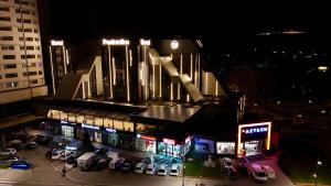 Bangunan di mana terletaknya hotel