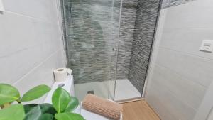 Kúpeľňa v ubytovaní Duplex Huelin I & Beach