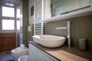 Koupelna v ubytování Libeccio House