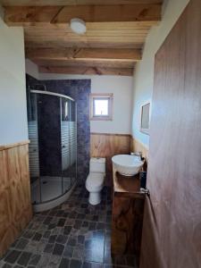 O baie la Refugio Tringlo +9 fotografii