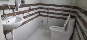 JAP Guest House & Apartments的一间浴室