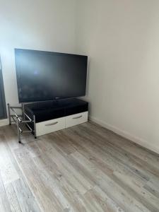Μια τηλεόραση ή/και κέντρο ψυχαγωγίας στο Casa