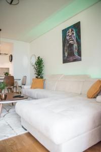 Χώρος καθιστικού στο Residences Waterfront Premium