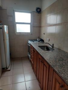 Kuchyň nebo kuchyňský kout v ubytování Departamento Zona Plaza Colón Mar del Plata