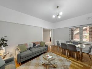 Гостиная зона в Ground floor apartment, 250 metres to the beach