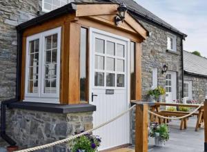 Tòa nhà nơi nhà nghỉ dưỡng tọa lạc