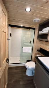 Vannituba majutusasutuses 064B Grand Canyon South Rim Chalet with King Bed +7 fotot