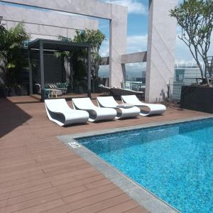 Galeriebild der Unterkunft SkyPool Suite at KL Sentral - Suite A in Kuala Lumpur