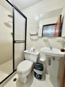 Vannituba majutusasutuses Hotel Pereira Central