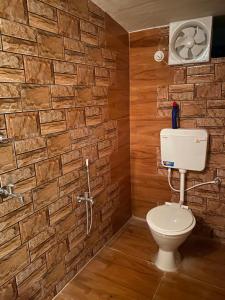 Ένα μπάνιο στο ABASAR We have wonderful villa at Shantiniketan +41 φωτογραφίες