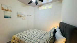 Postel nebo postele na pokoji v ubytování Jaco Park + 13 fotografií