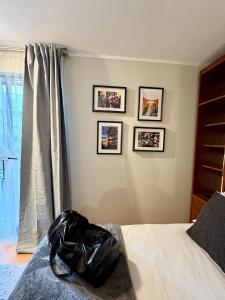Postel nebo postele na pokoji v ubytování Apt Santiago Lastarria