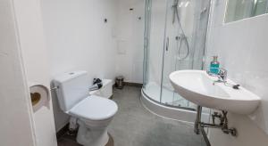 Kúpeľňa v ubytovaní Sereno Apartments
