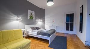 Posteľ alebo postele v izbe v ubytovaní Sereno Apartments