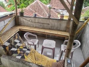 Балкон або тераса в Javalindra Homestay Tour and Travel