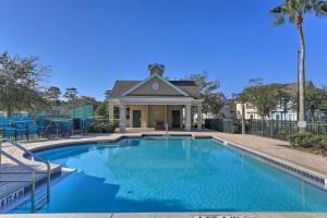 Πισίνα στο ή κοντά στο 14 Mi to Disney World Kissimmee Condo with Perks!
