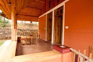 Un balcon sau o terasă la Kabbe Hillview Homestay +10 fotografii