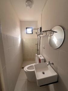 Koupelna v ubytování AJ Tourist Inn