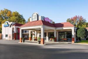 Gallery image of Days Inn by Wyndham Memphis at Graceland in Memphis