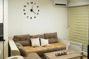 Predel za sedenje v nastanitvi Apartman Kumric Divcibare Kota 992