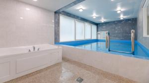 Bazén v ubytování Taean Blueisland Pool villa nebo v jeho okolí