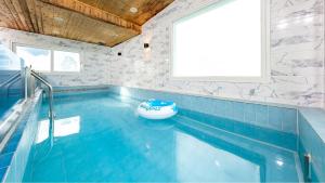 Swimmingpoolen hos eller tæt på Namyangju Fourseason Poolvilla + 26 billeder