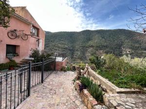 Γενική θέα στο βουνό ή θέα στο βουνό από  αυτός ο ξενώνας