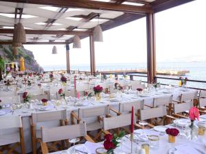 The Bodrum Hotel Yalikavak - MGallery Collection餐厅或其他用餐的地方