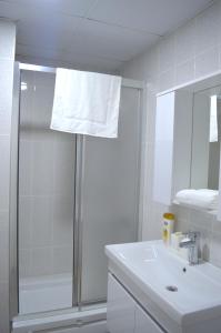 A bathroom at King Suite AN33
