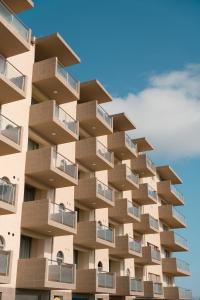 Budova, kde se aparthotel nachází