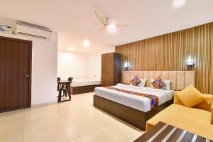 Fabhotel Morjim Bliss - 500M From Morjim Beach客房内的一张或多张床位