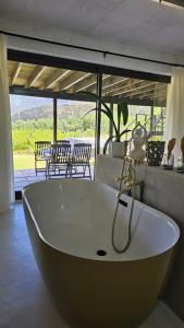 Φωτογραφία από το άλμπουμ του BestPlaceEver- Luxury Loft Apartment στο Κέιπ Τάουν