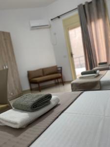 A bed or beds in a room at ZoiHome