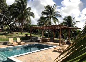 Hồ bơi trong/gần Fazenda Imagine Hospedaria