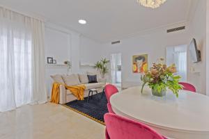 Et opholdsområde på Avanti Sirena + 10 billeder