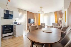 Kuchyň nebo kuchyňský kout v ubytování Deluxe King Suite MAI35