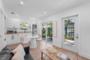 Køkken eller tekøkken på 921 Apartment 3 + 19 billeder