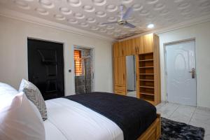 Gallery image of Vienama Residence 2 mins drive to Labadi Beach in Accra