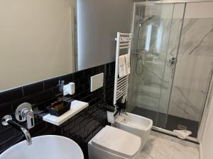 Koupelna v ubytování FlyHouse Fiumicino