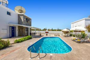 Fotografie z fotogalerie ubytování Villa Galazio by Villa Plus v destinaci Argaka