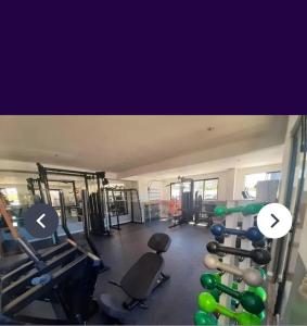 Pusat kecergasan dan/atau kemudahan kecergasan di Apartamento PontaNegra